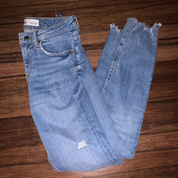 Zara Denim - Women’s 4, Zara, Blue Ripped Skinny Jeans